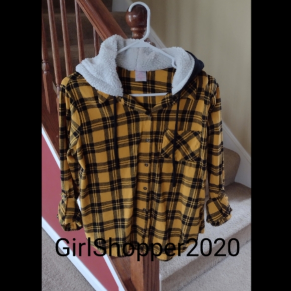 NOBO Tops - Flannel Long Sleeves Top w Sherpa Hoody